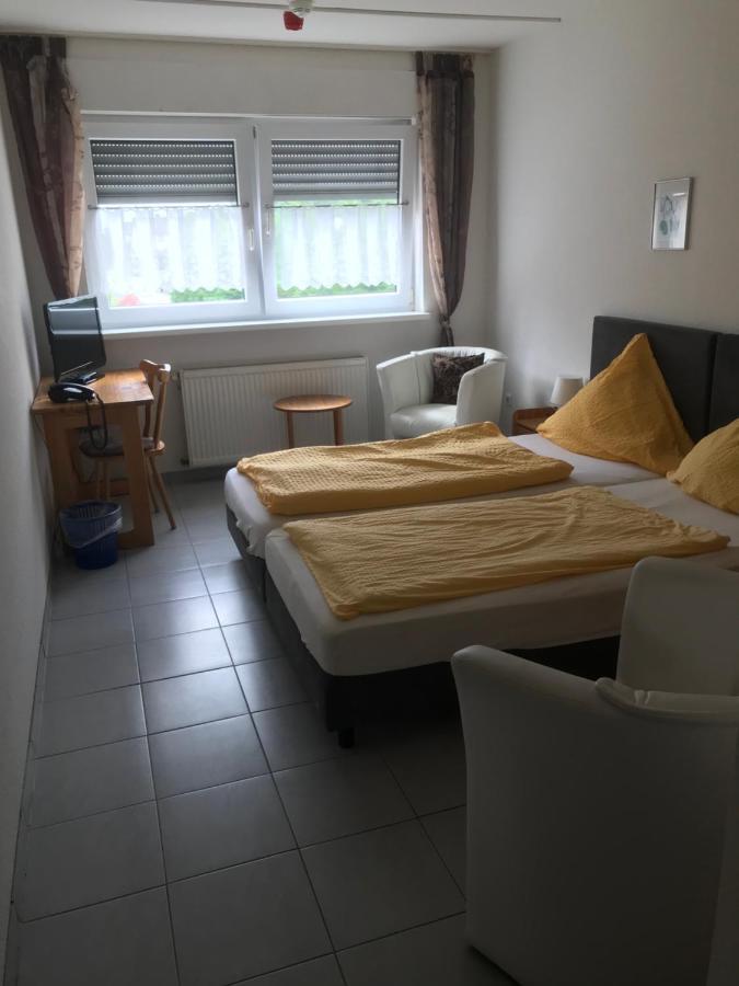 Hotel Kaufmann Rommerskirchen エクステリア 写真