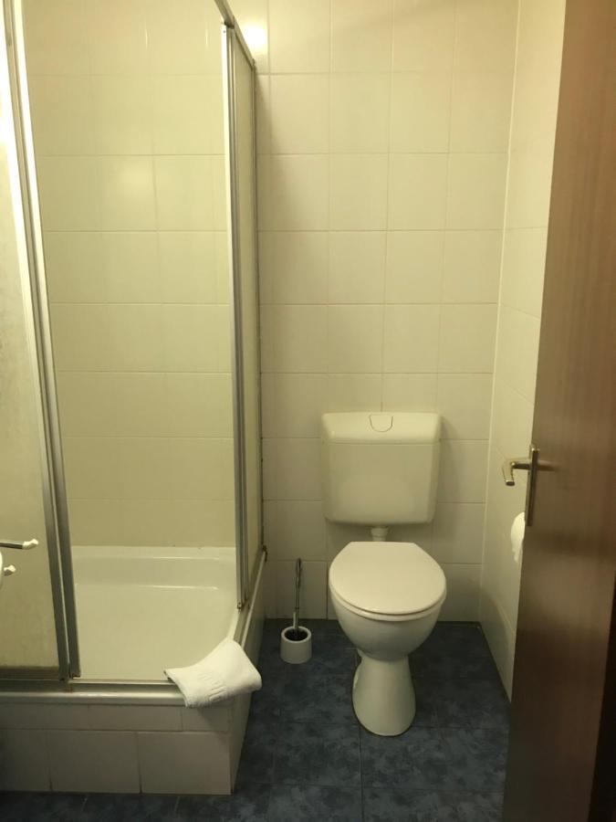 Hotel Kaufmann Rommerskirchen エクステリア 写真