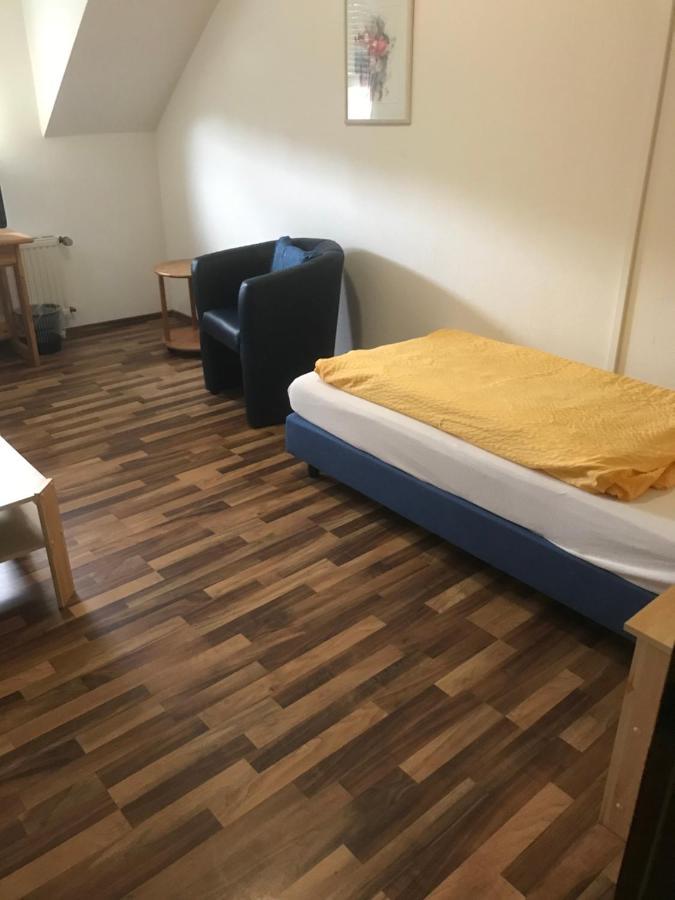 Hotel Kaufmann Rommerskirchen エクステリア 写真